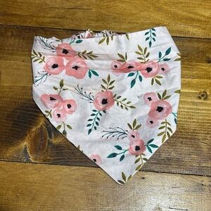 Extra Large Bandana for Dog, smoke free home